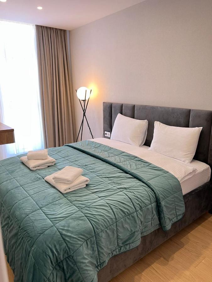 Holiday Lux Sea Towers Batumi Eksteriør billede